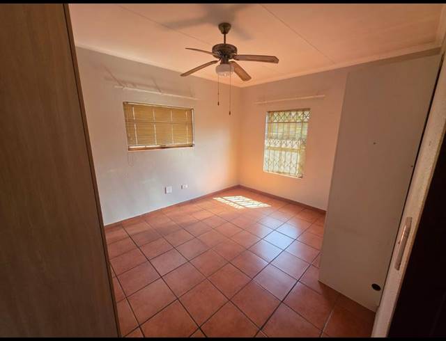 3 BEDROOM TOWNHOUSE FOR SALE IN VANDERBIJLPARK